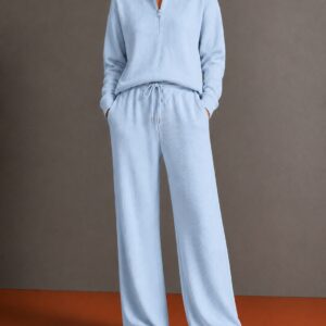 Womens Sportswear Set With A Mock Neck And Zipper - Image 6